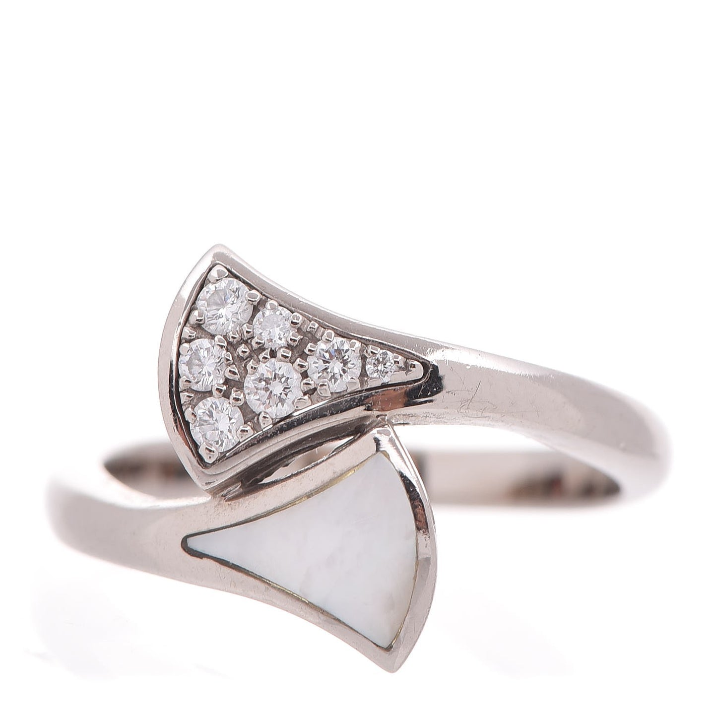 18K White Gold Diamond Mother of Pearl Dream Ring