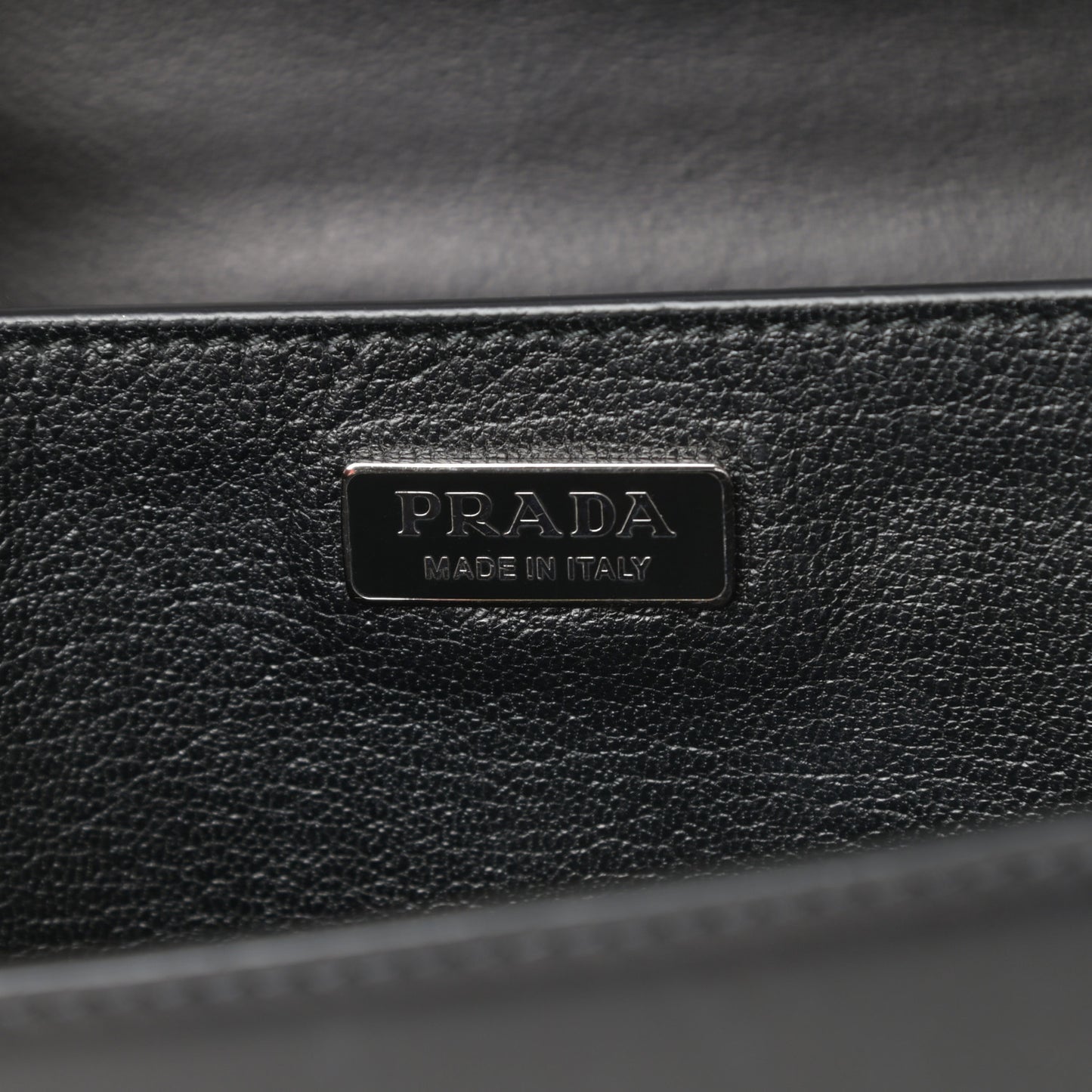 City Calf Saffiano Cahier Bag Black