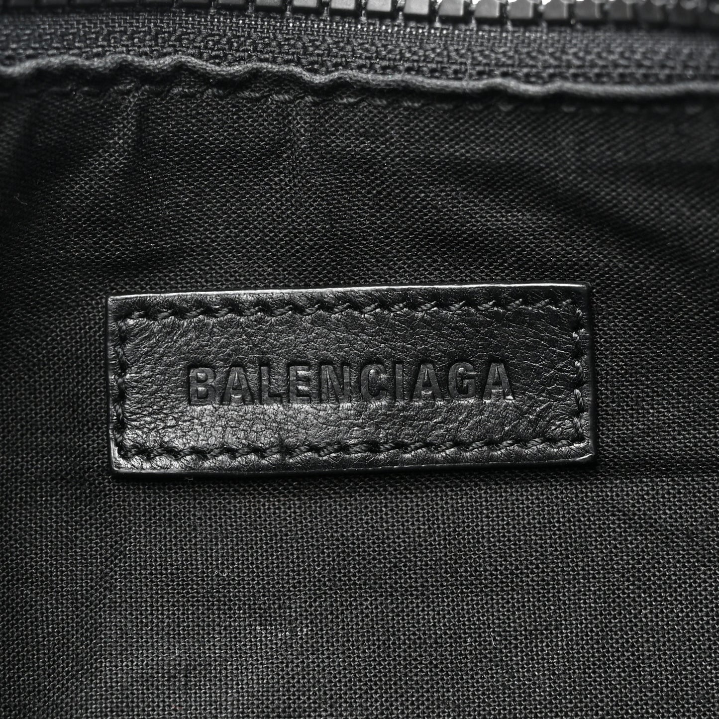 Smooth Calfskin Le Cagole Shoulder Bag XS Black