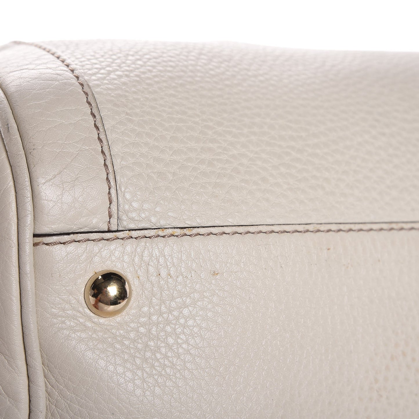 Pebbled Calfskin Medium Soho Boston Off White