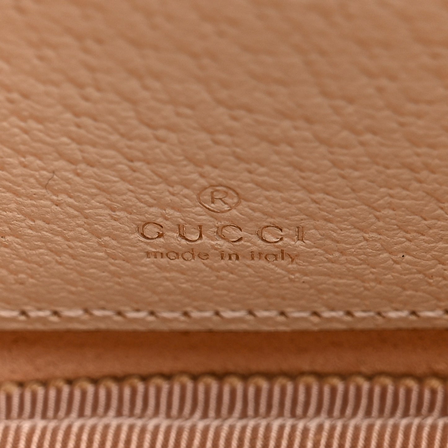 Grained Calfskin Ophidia Belted iPhone Case 75 30 White