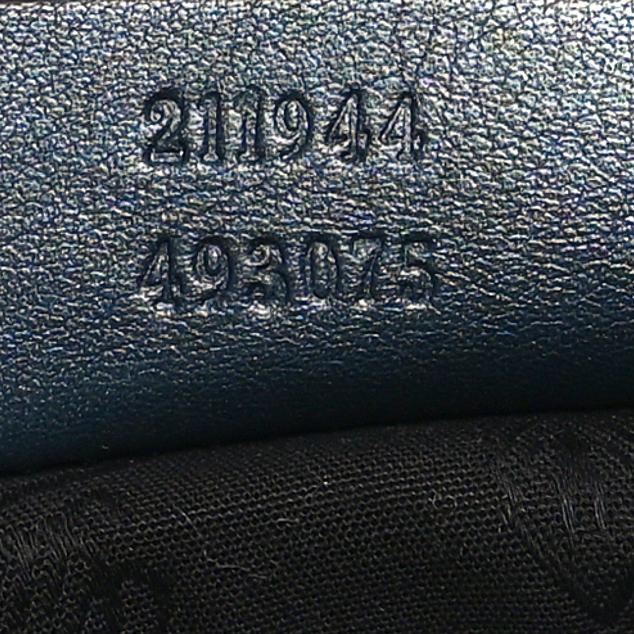 Metallic Guccissima Medium Sukey Tote Blue