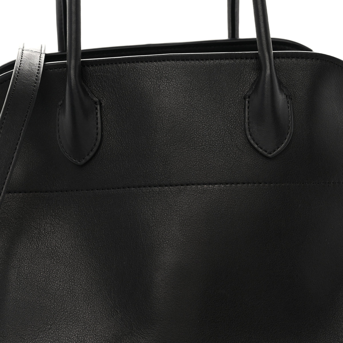 Polished Saddle Calfskin Soft Margaux 12 Black