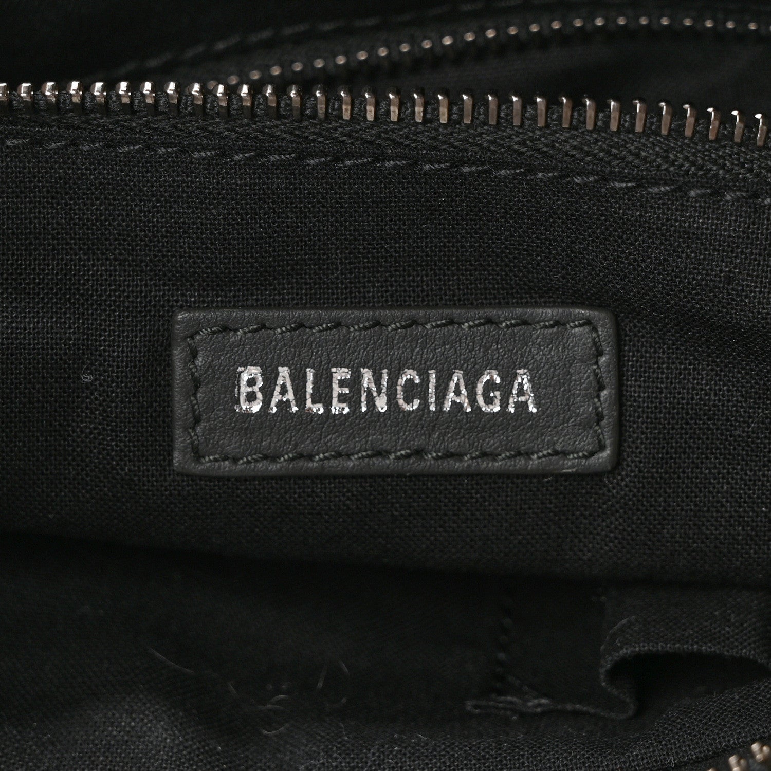 Balenciaga Veau Soyeux Classic Hardware Hip Gris Fossile 6 of 9