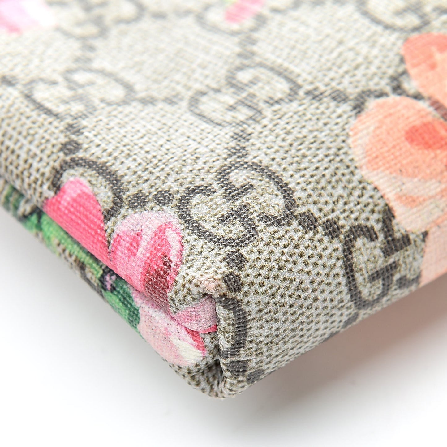 GG Supreme Monogram Blooms Pouch Beige Multicolor Dry Rose