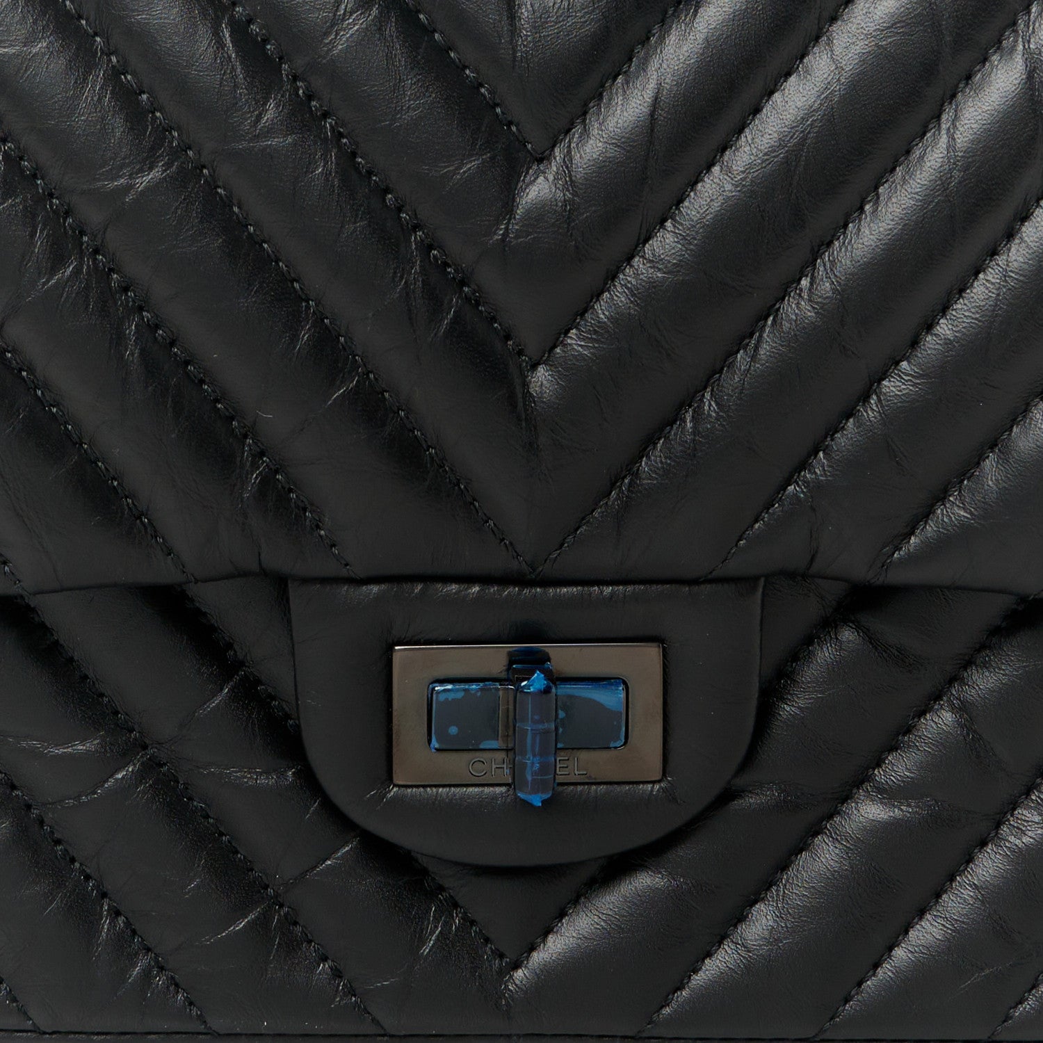 Chanel Aged Calfskin Chevron Quilted 2.55 Reissue 226 So Black 8 of 11