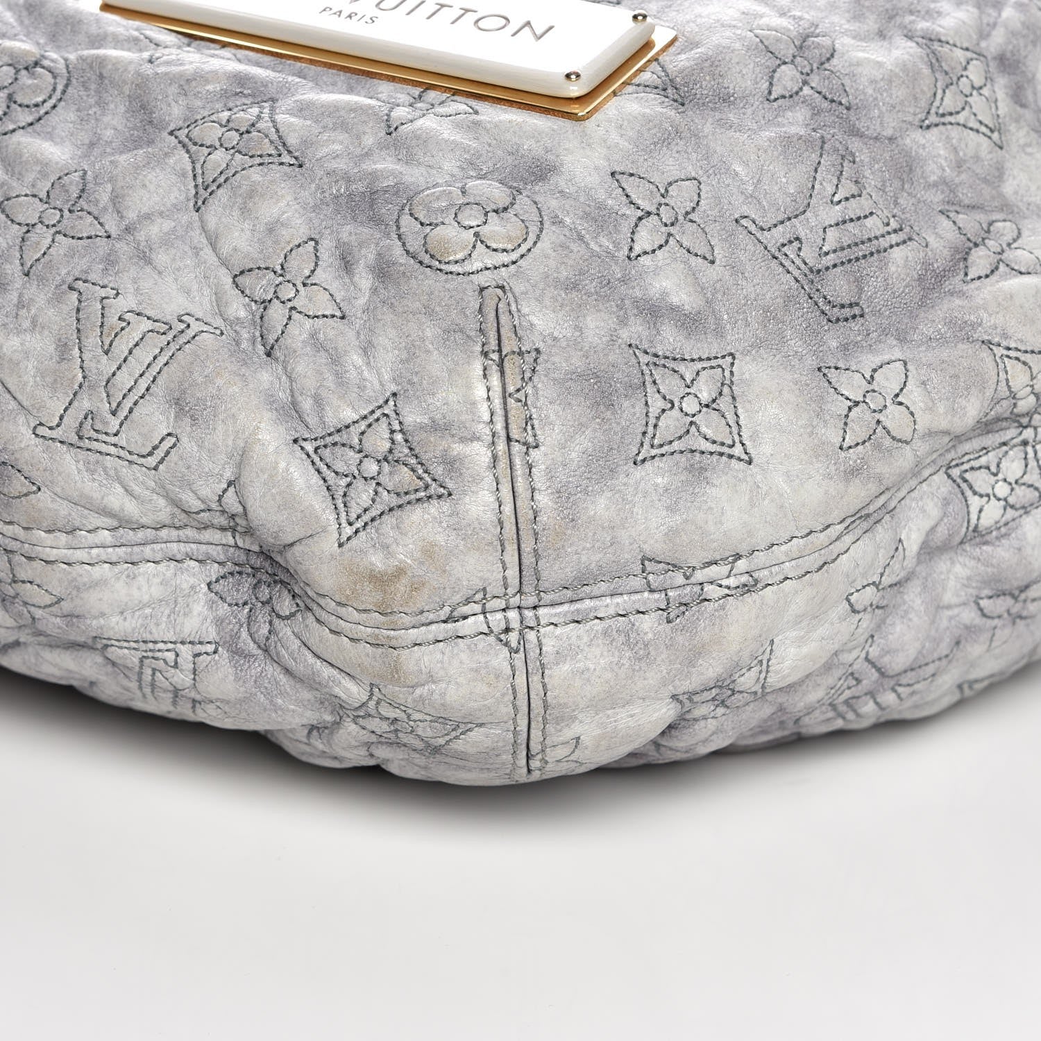 Louis Vuitton Lambskin Olympe Nimbus GM Gris Perle 232897