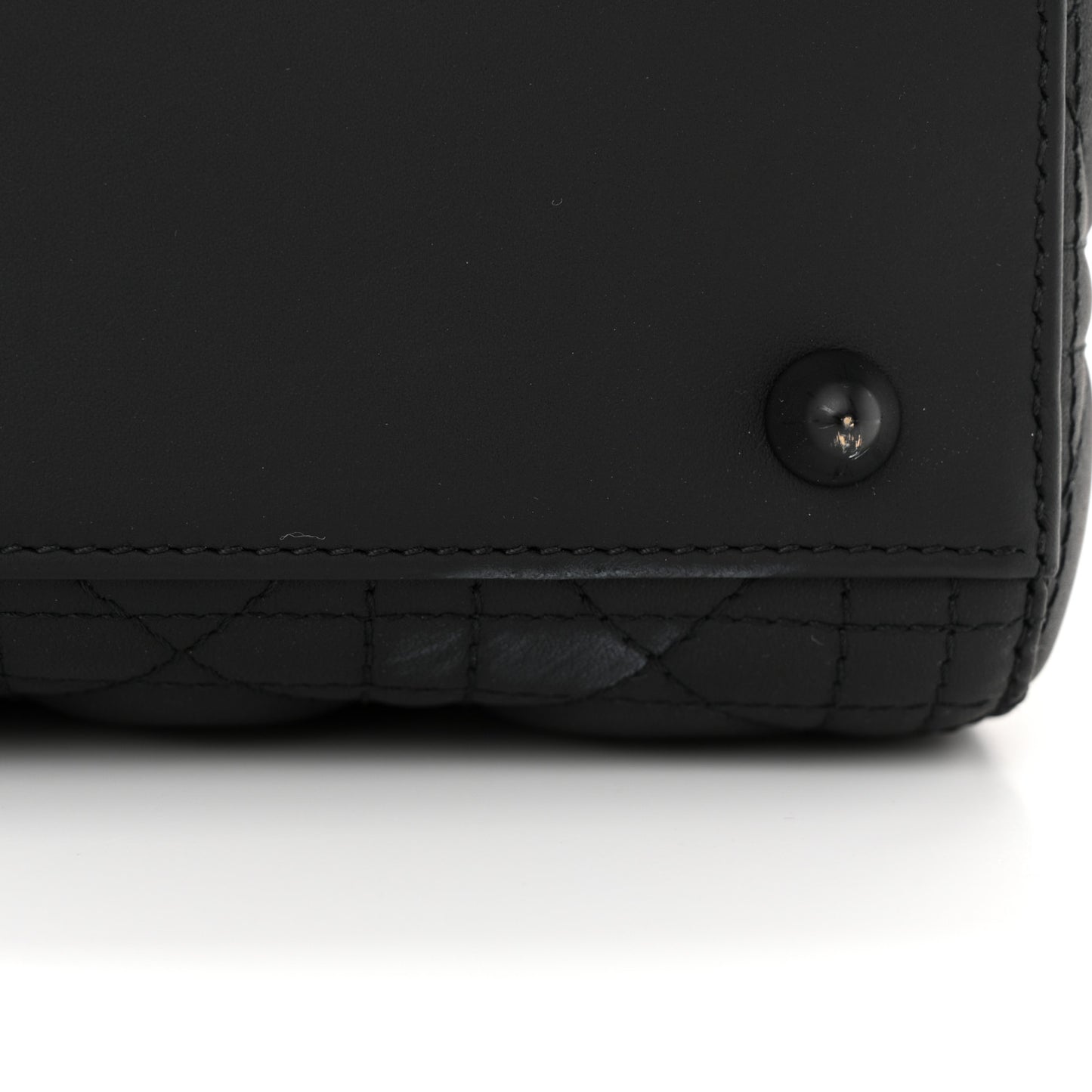 Ultra Matte Calfskin Cannage Large Lady Dior Black