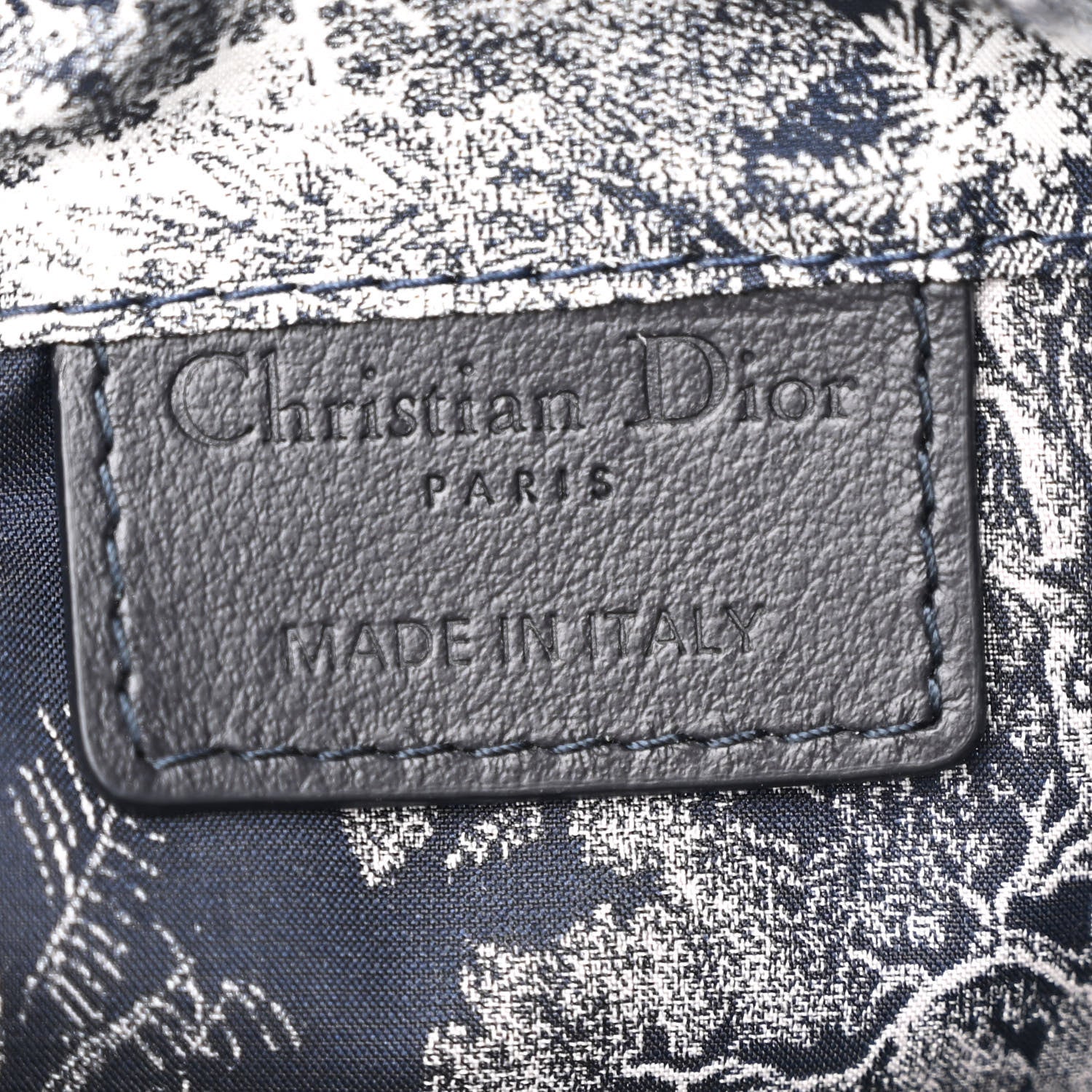 Christian Dior Technical Fabric Embroidered Toile De Jouy Sauvage DiorTravel Pouch Blue 6 of 11