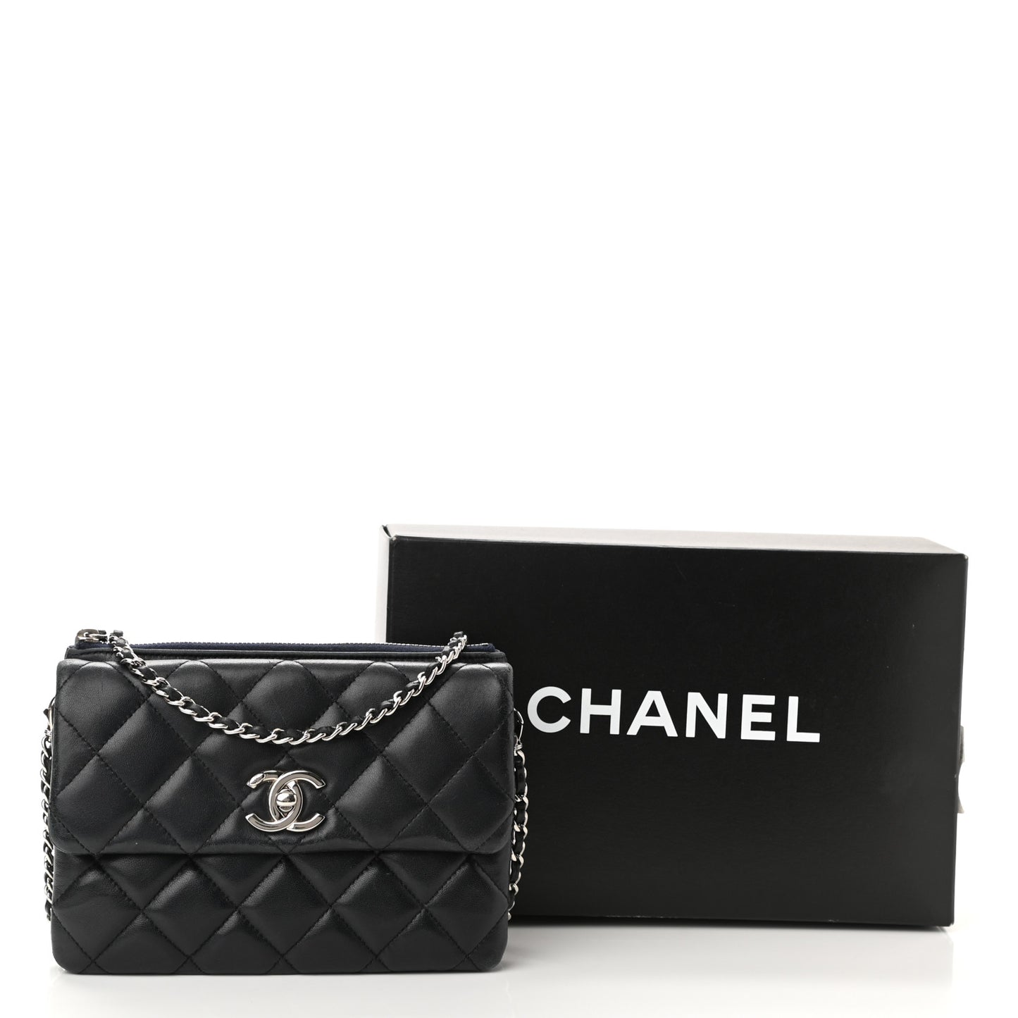 Lambskin Quilted Daily Zippy Crossbody Black