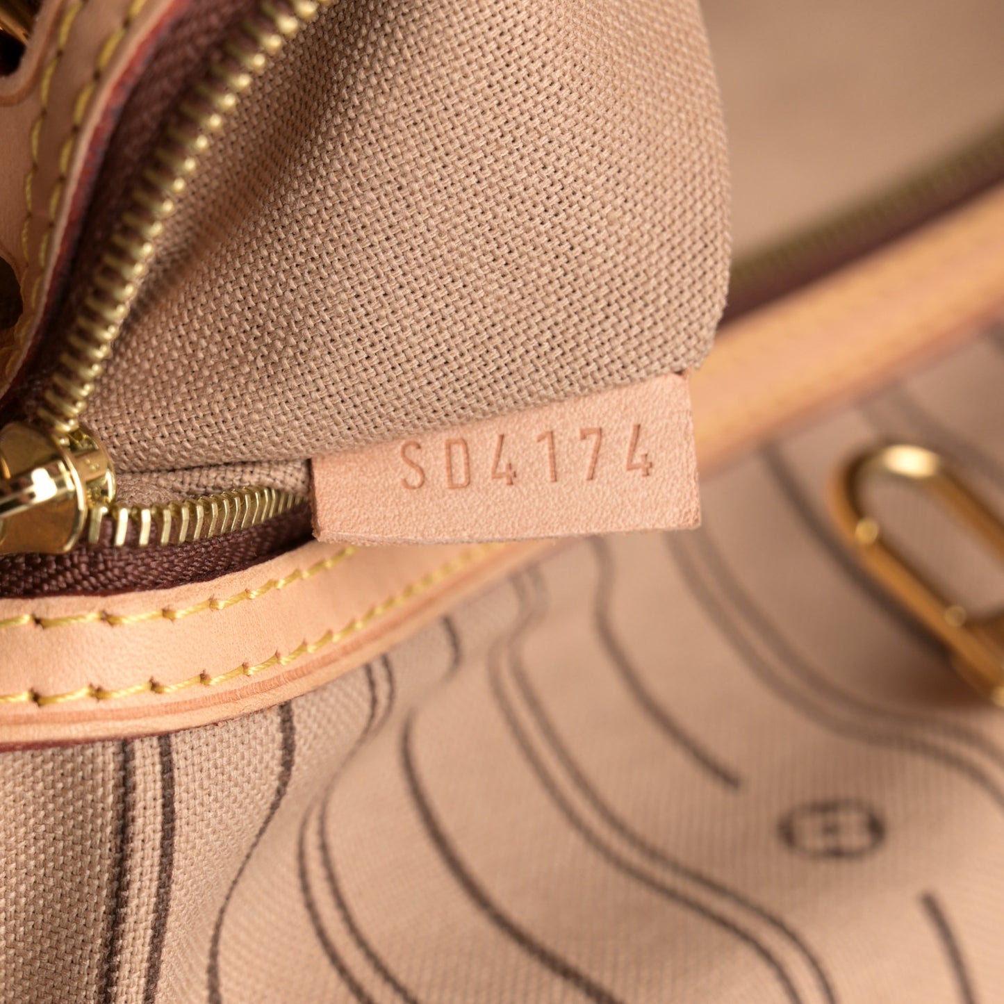 Monogram Delightful MM