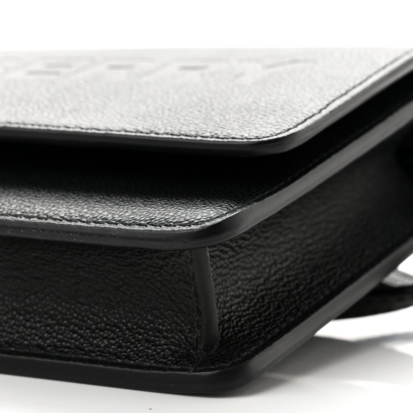 Smooth Calfskin Logo Embossed Hampshire Crossbody Black