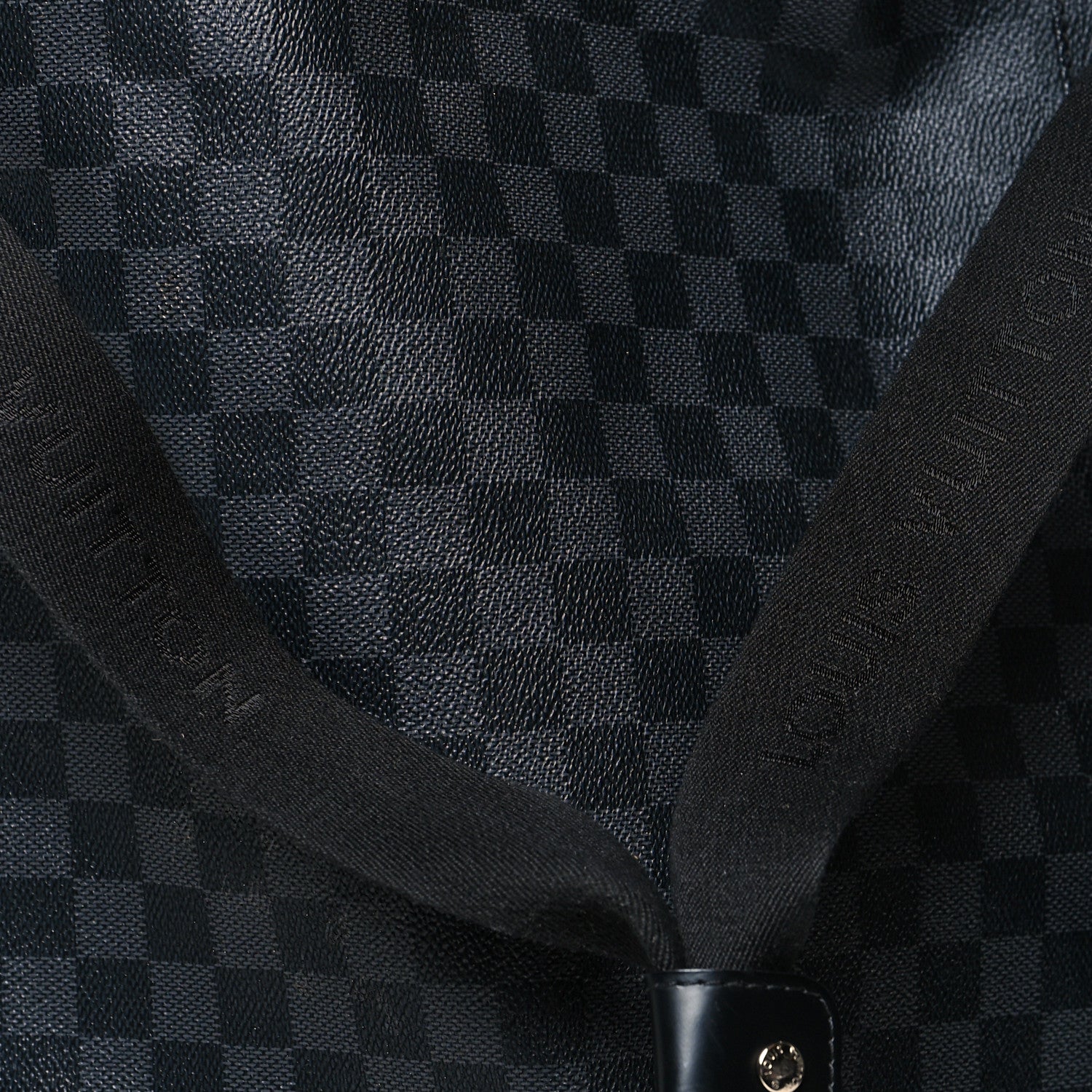 Louis Vuitton Damier Graphite Neo Eole 65 7 of 18