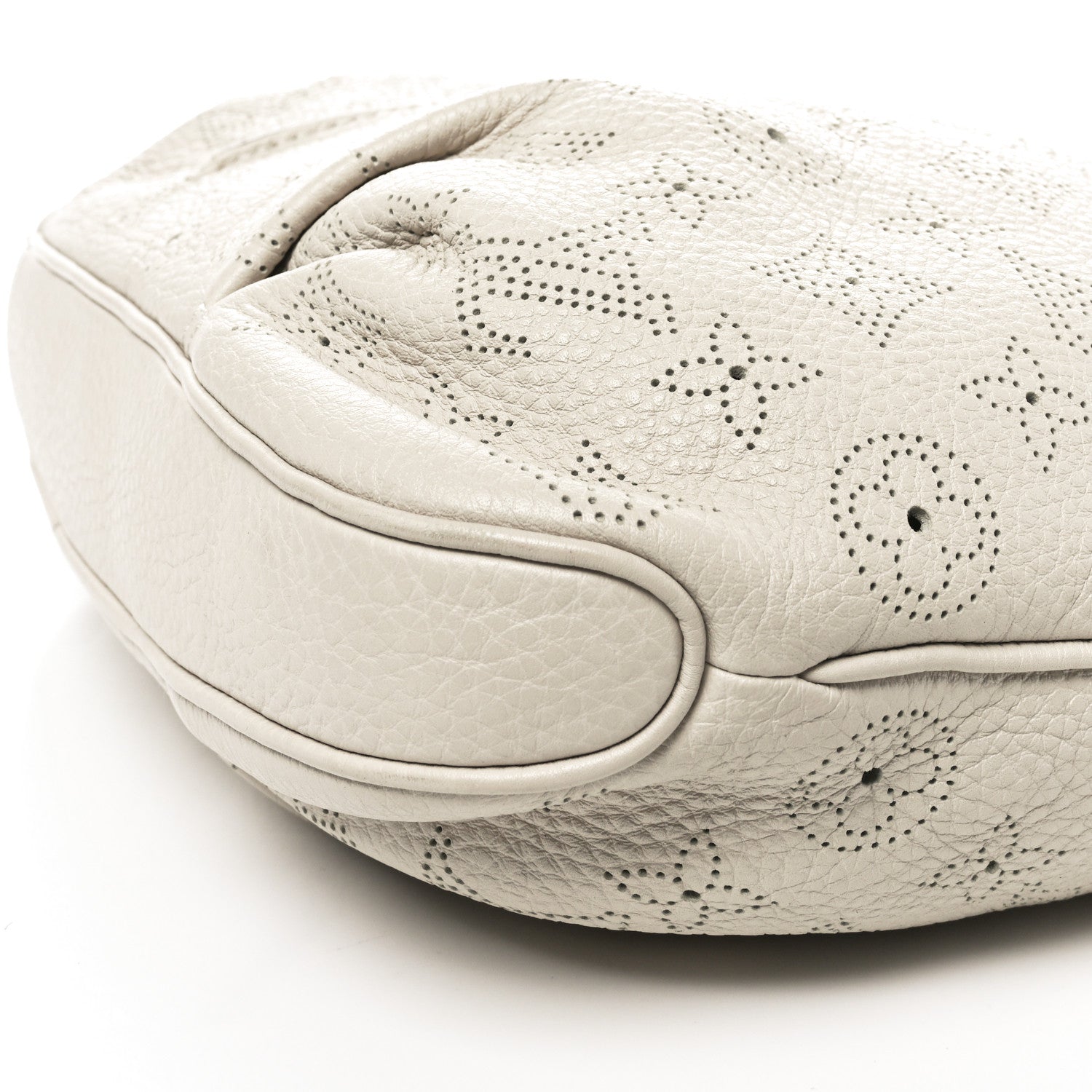 Louis Vuitton Mahina Selene PM Ivory 9 of 9