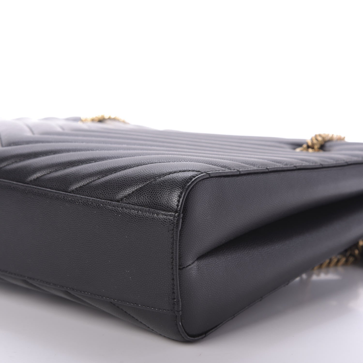 Saint Laurent Grain De Poudre Matelasse Chevron Medium Tribeca Shopping Bag Black 7 of 8