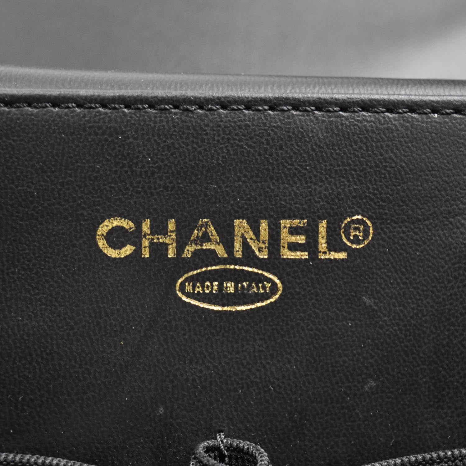 Chanel Caviar Vanity Cosmetic Case Black 10 of 10