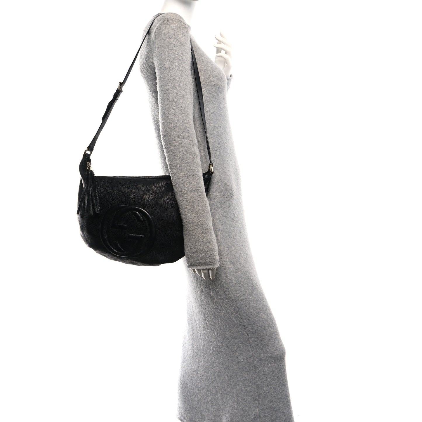 Pebbled Calfskin Medium Soho Hobo Black