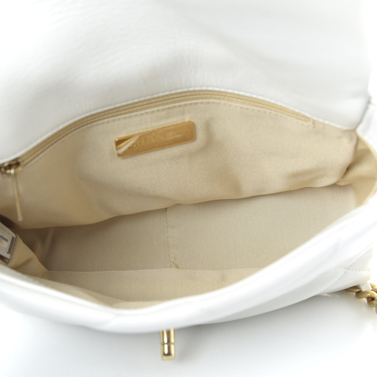 Chanel Goatskin Quilted Medium 19 Flap White 5 of 10