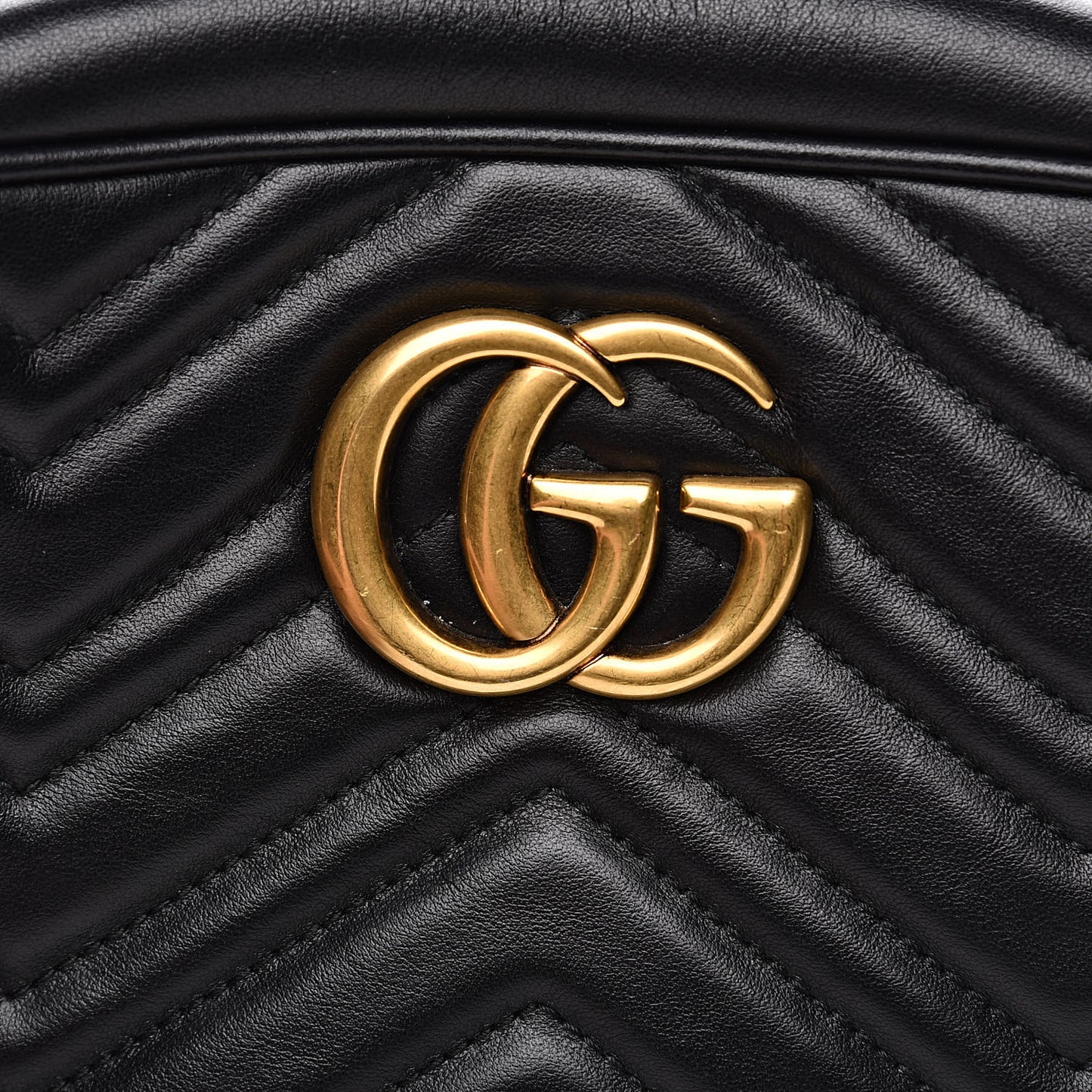 Calfskin Matelasse Small GG Marmont Chain Shoulder Bag Black