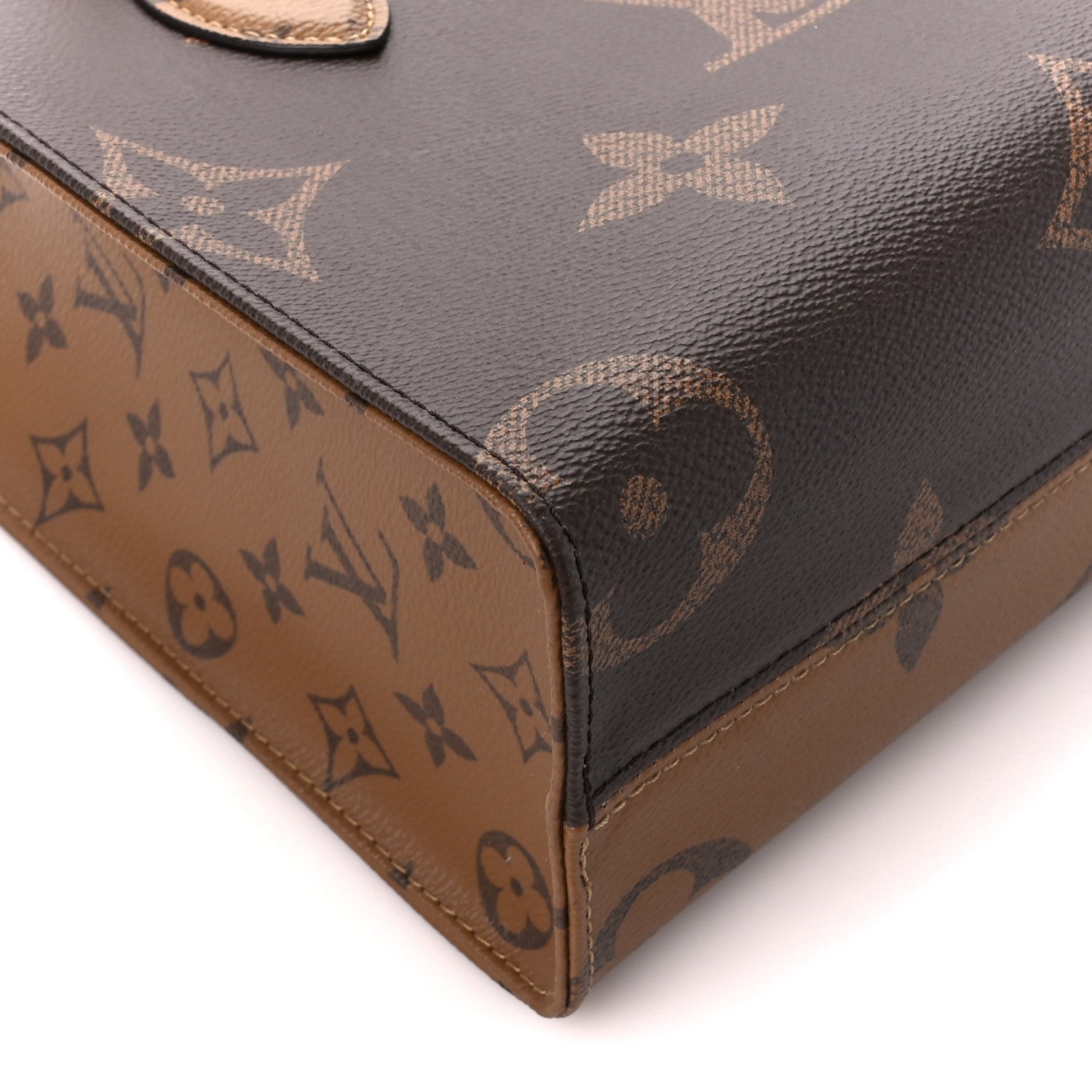 Louis Vuitton Reverse Monogram Giant Onthego PM 8 of 10