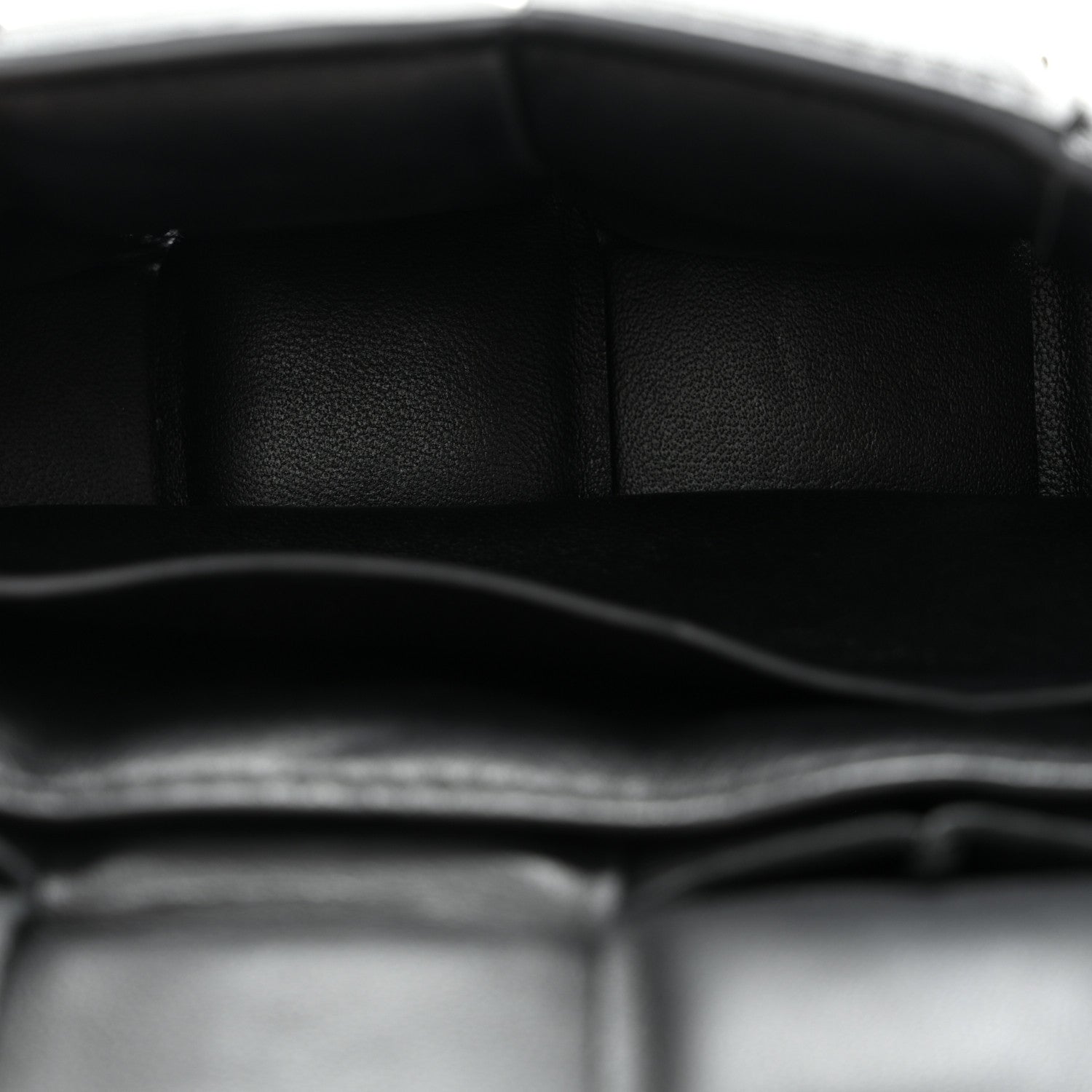 Bottega Veneta Nappa Maxi Intrecciato Padded The Belt Cassette Bag Black 4 of 11