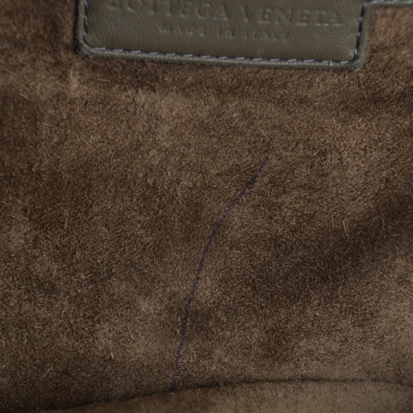 Nappa Intrecciato Maxi Veneta Hobo Shadow
