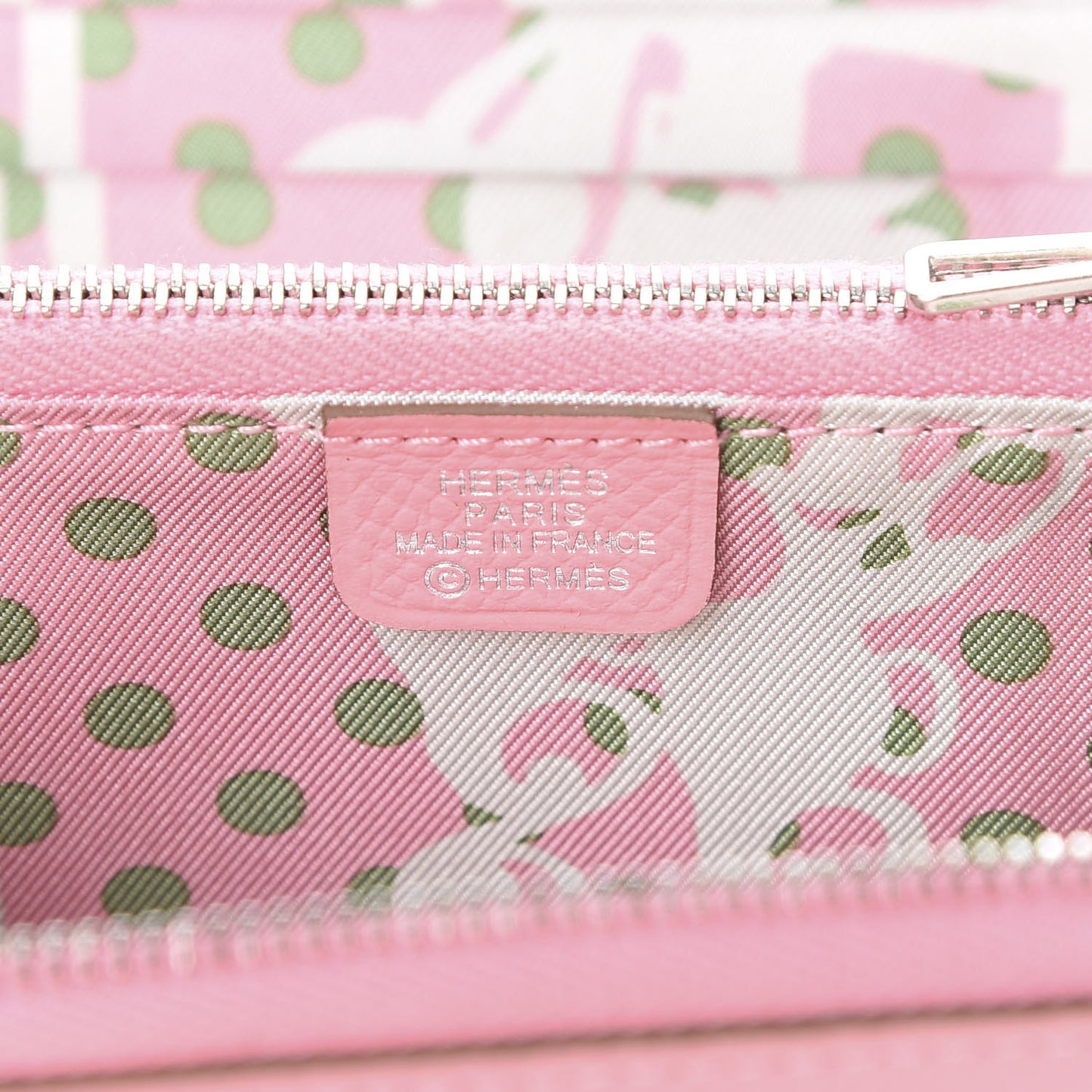 Epsom Silk'in Compact Wallet Rose Confetti