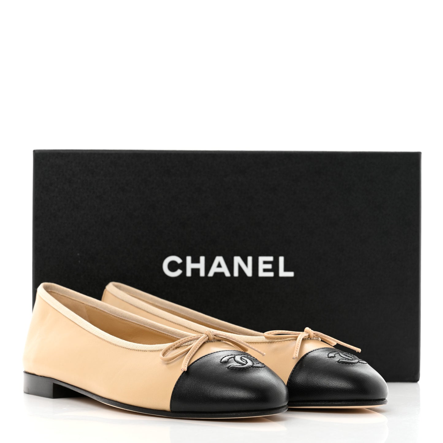 Lambskin Cap Toe Ballerina Flats 38.5 Beige Black