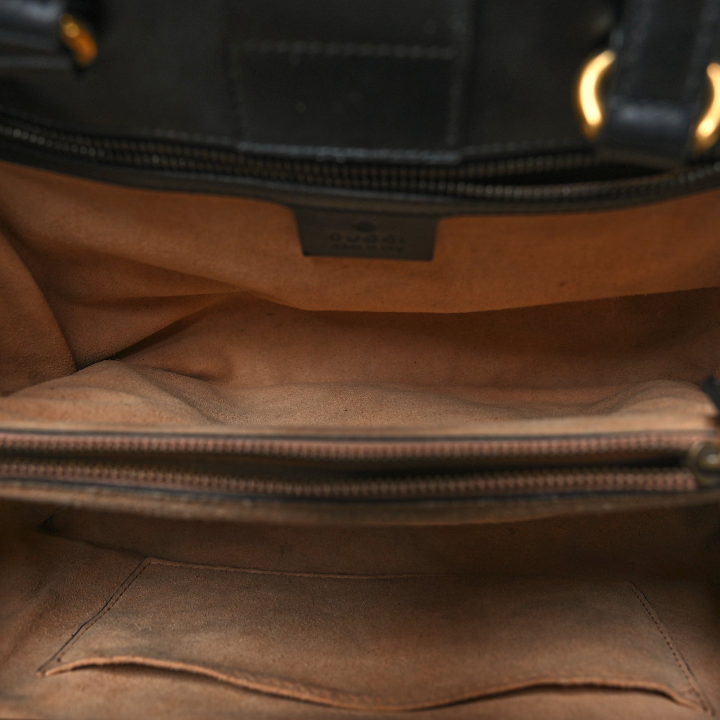 Calfskin Matelasse Small GG Marmont Tote Black