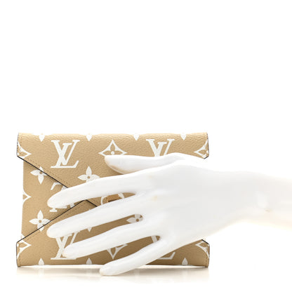 Louis Vuitton Monogram Giant Medium Kirigami Pochette Insert Beige 2 of 5