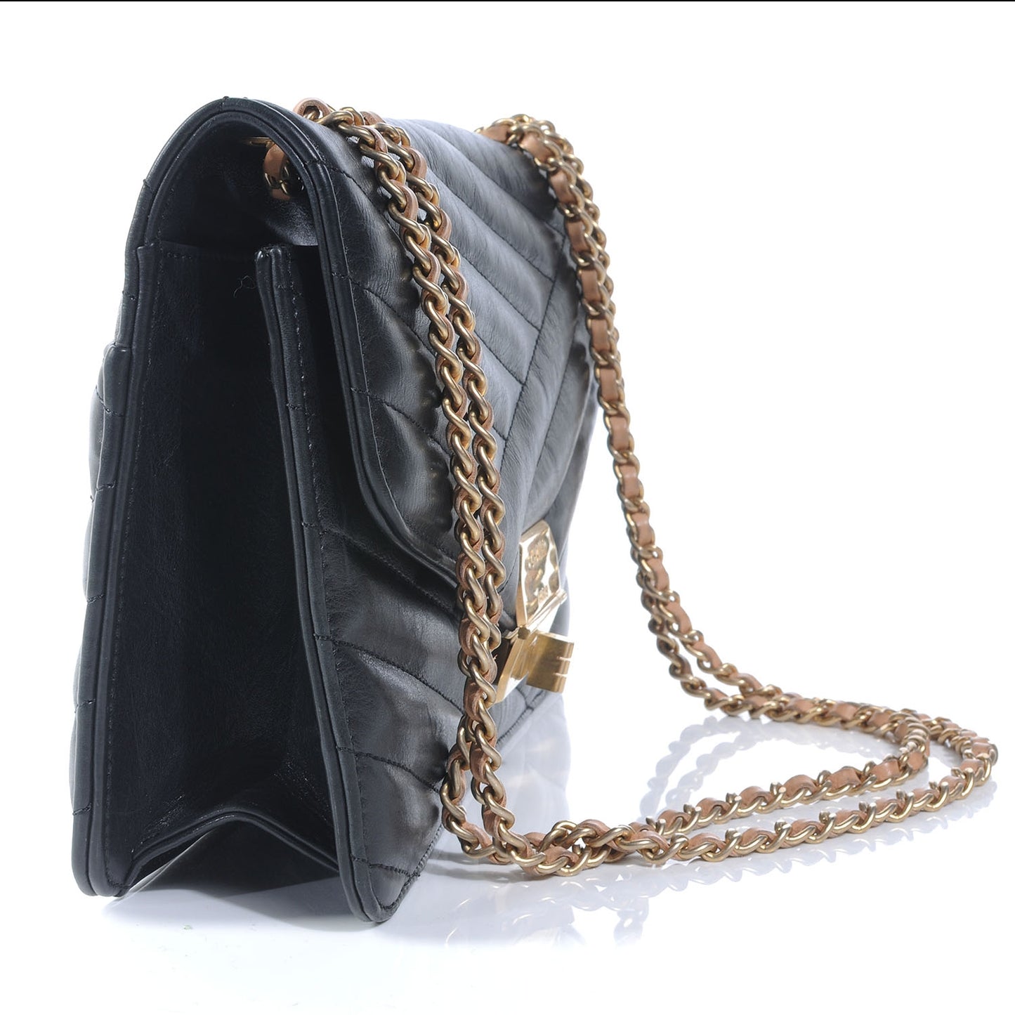 Calfskin Chevron Quilted Gabrielle Flap Black