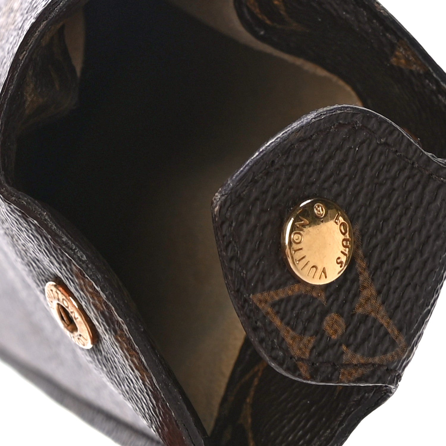 Louis Vuitton Monogram Sunglasses Case MM 5 of 11