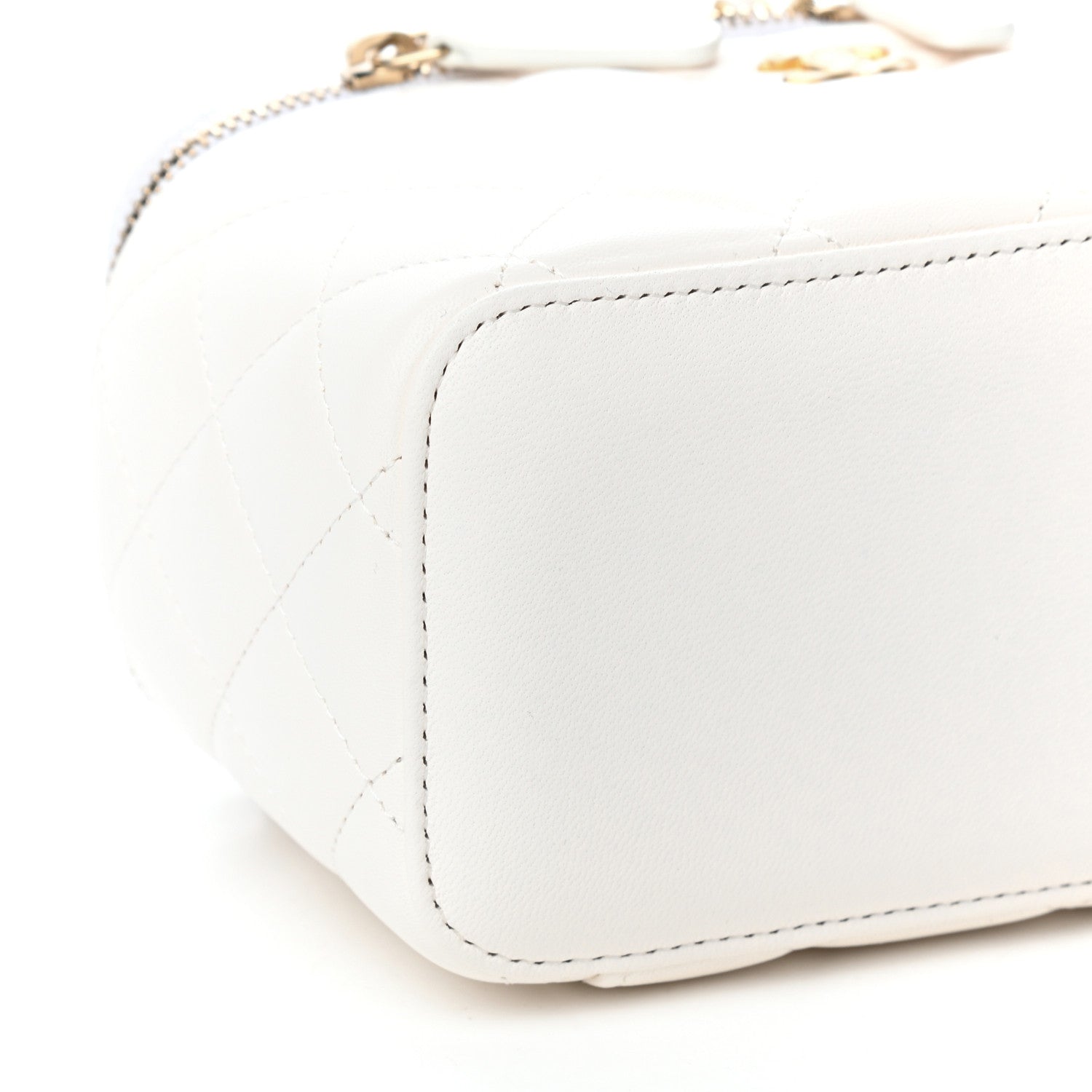 Chanel Lambskin Quilted Pearl Crush Small Vanity Case With Chain White 8 of 9
