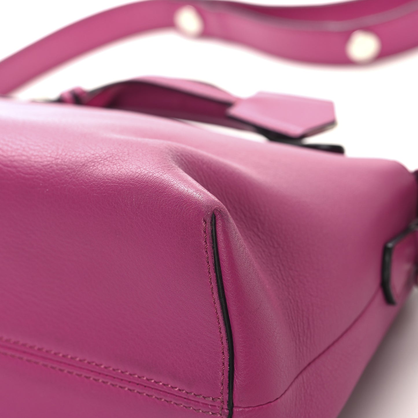 Vitello Dolce Medium By The Way Boston Bag Magenta