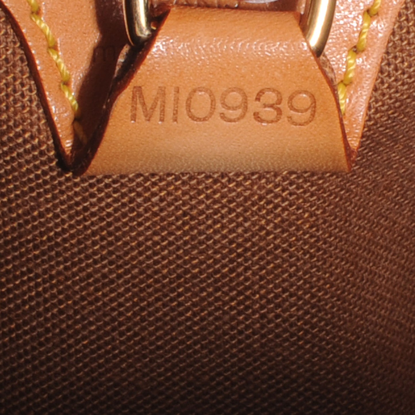 Monogram Ellipse MM