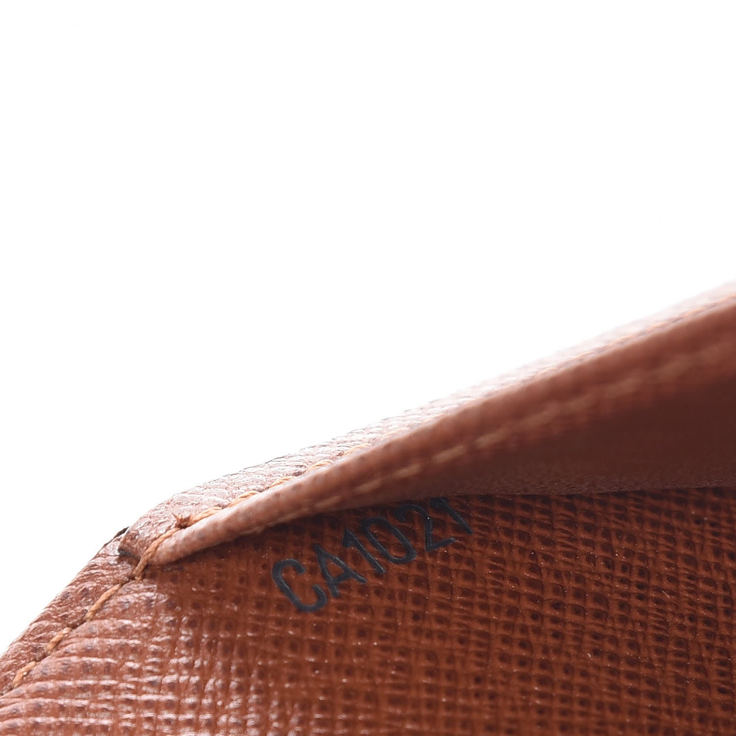 Louis Vuitton Monogram Small Ring Agenda Cover 7 of 7