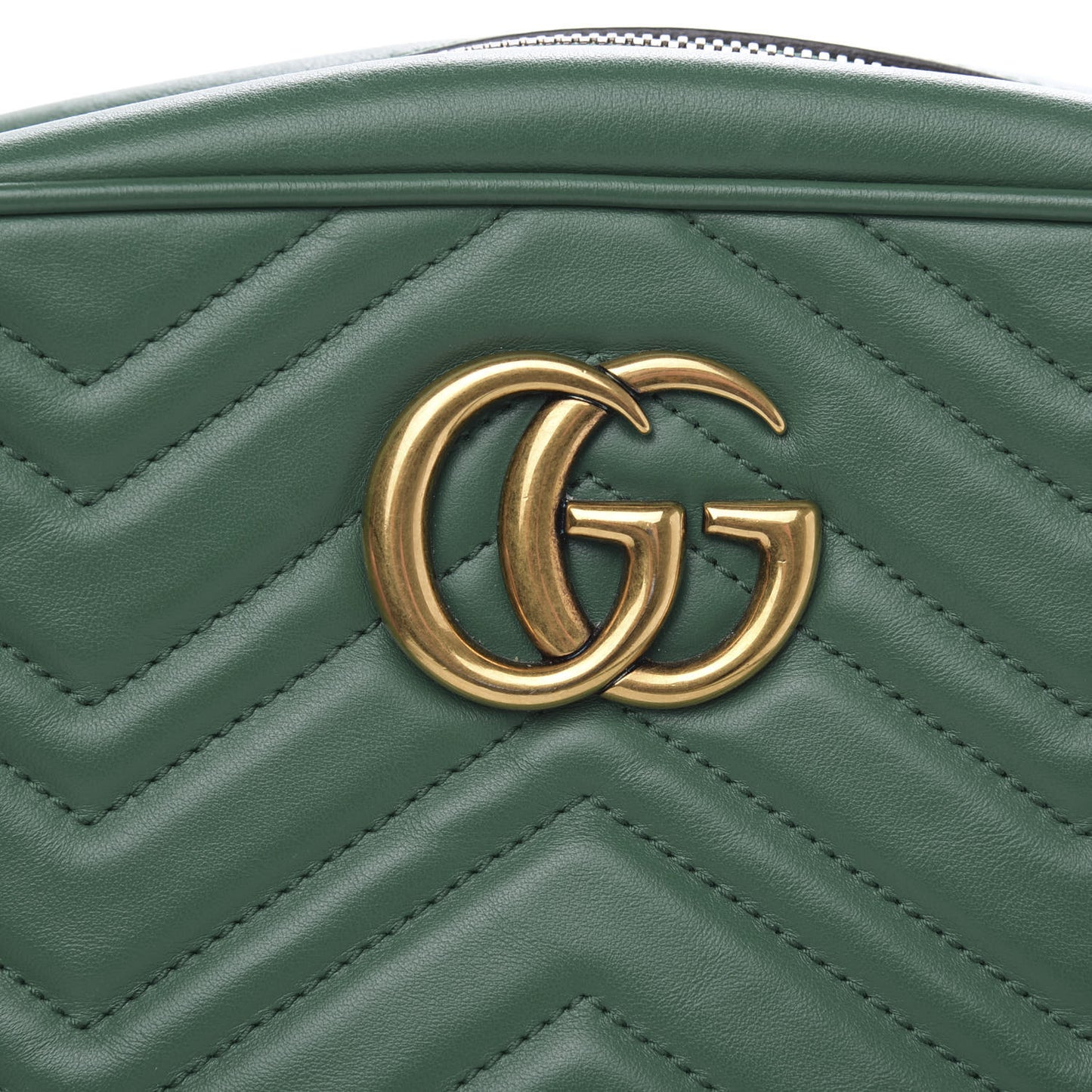 Calfskin Matelasse Small GG Marmont Chain Shoulder Bag Emerald Green