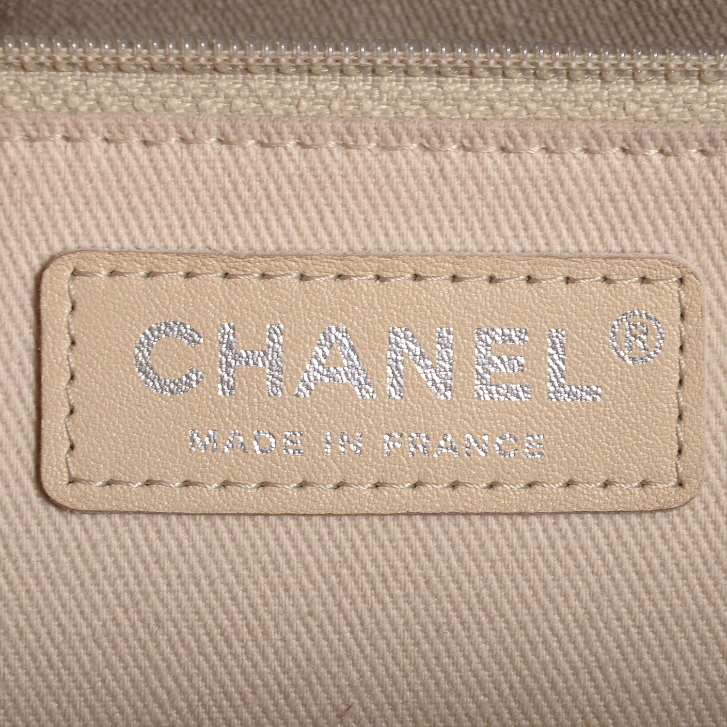Chanel Calfskin Large Hamptons Flap Bag Red 6 of 7