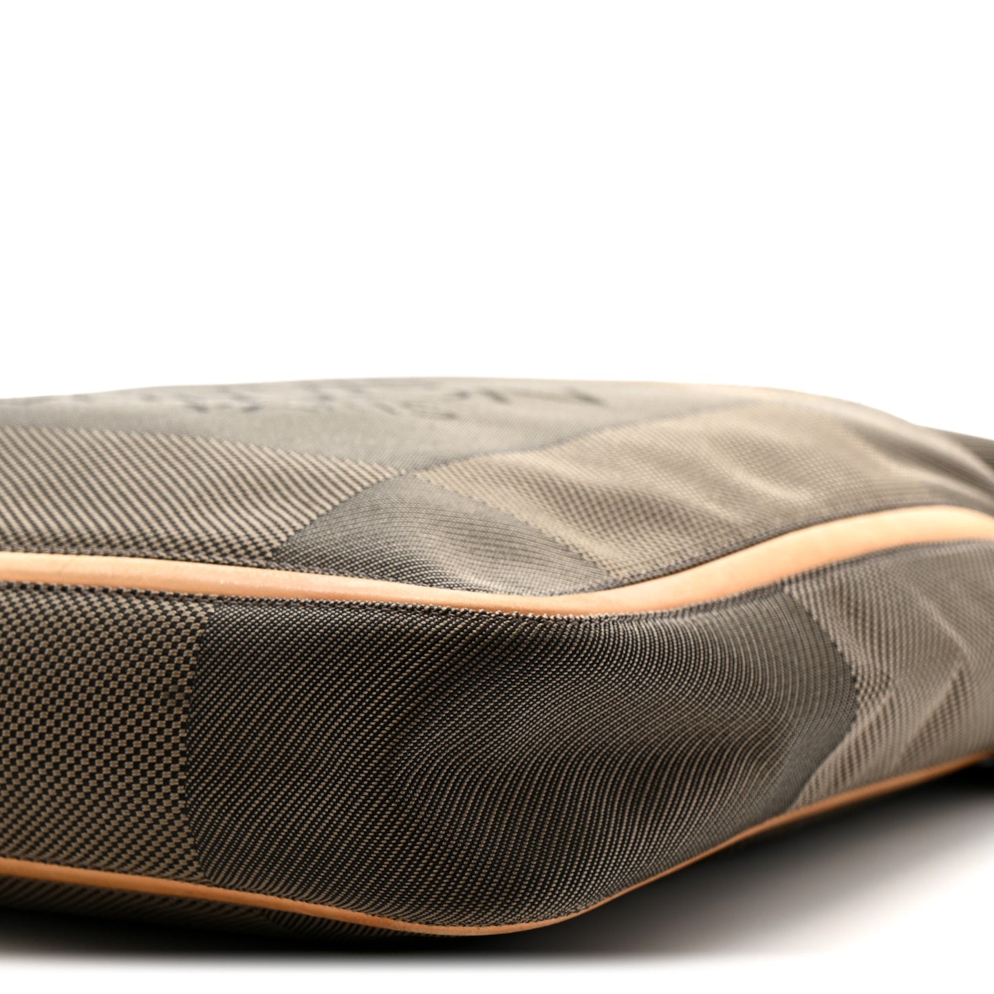 Damier Geant Compagnon Messenger Terre