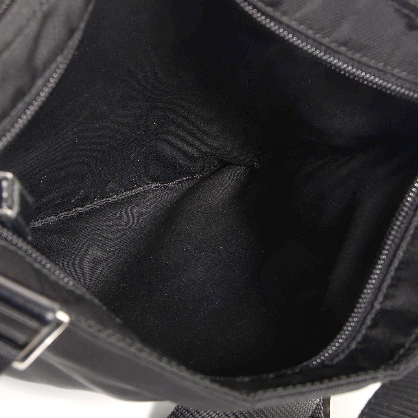 Nylon Vela Flat Messenger Bag Black