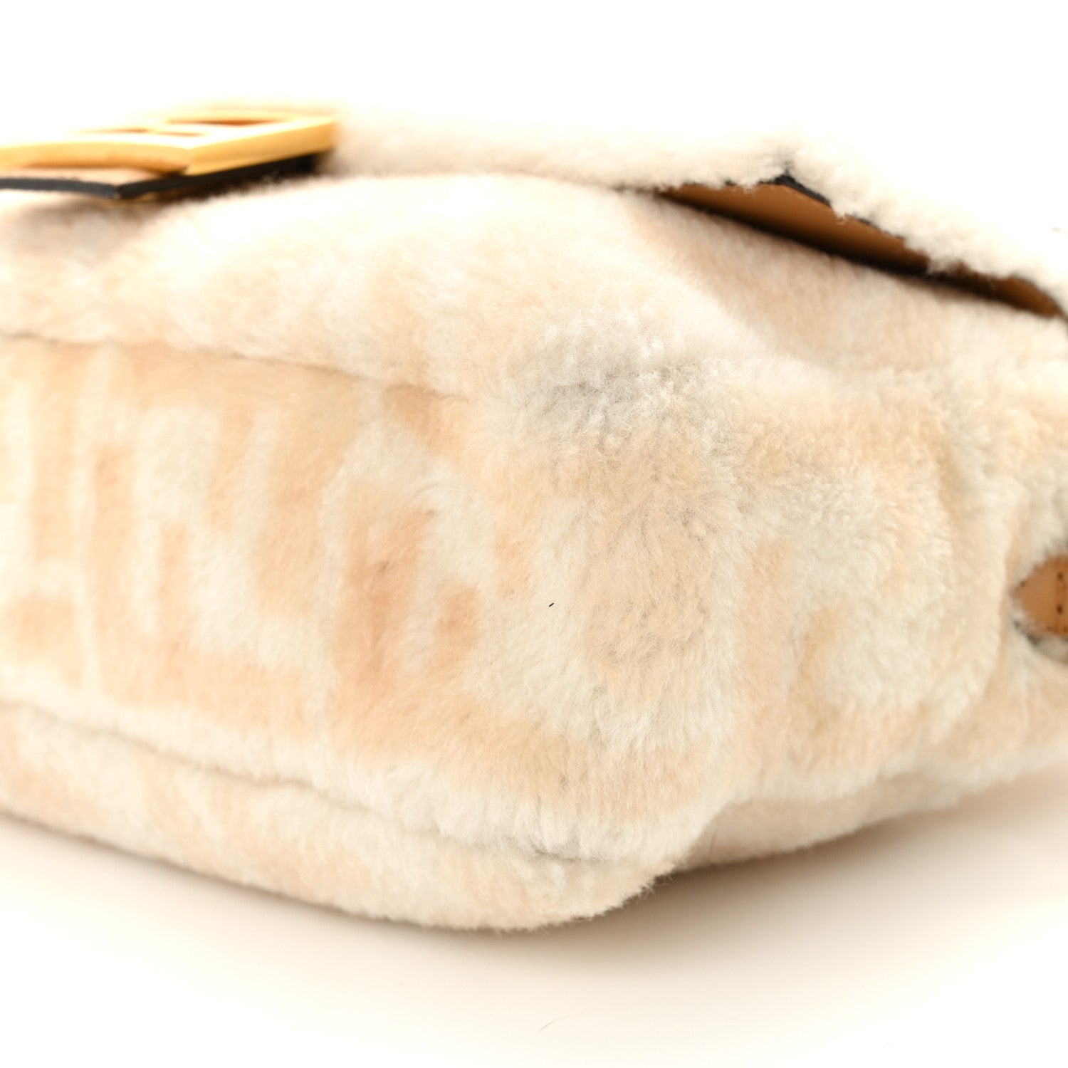 Fendi Shearling Vitello Dolce Macro FF 1974 Baguette White Ice Cuoio Miele Scuro 9 of 11