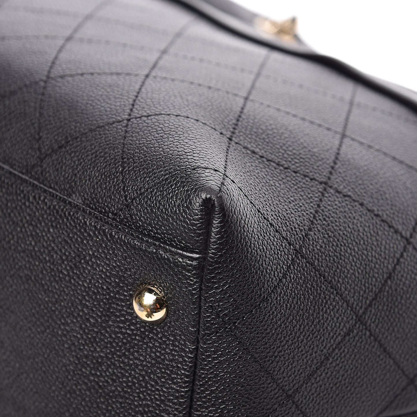Crumpled Grained Calfskin Zip and Carry Shopping Tote Black