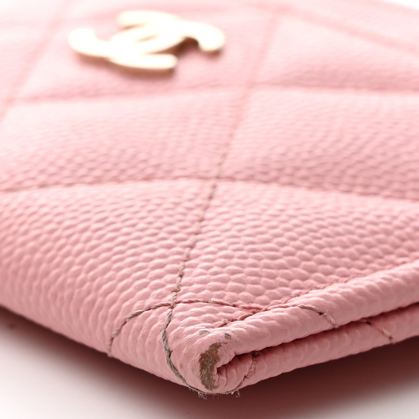 Caviar Quilted Card Holder Light Pink