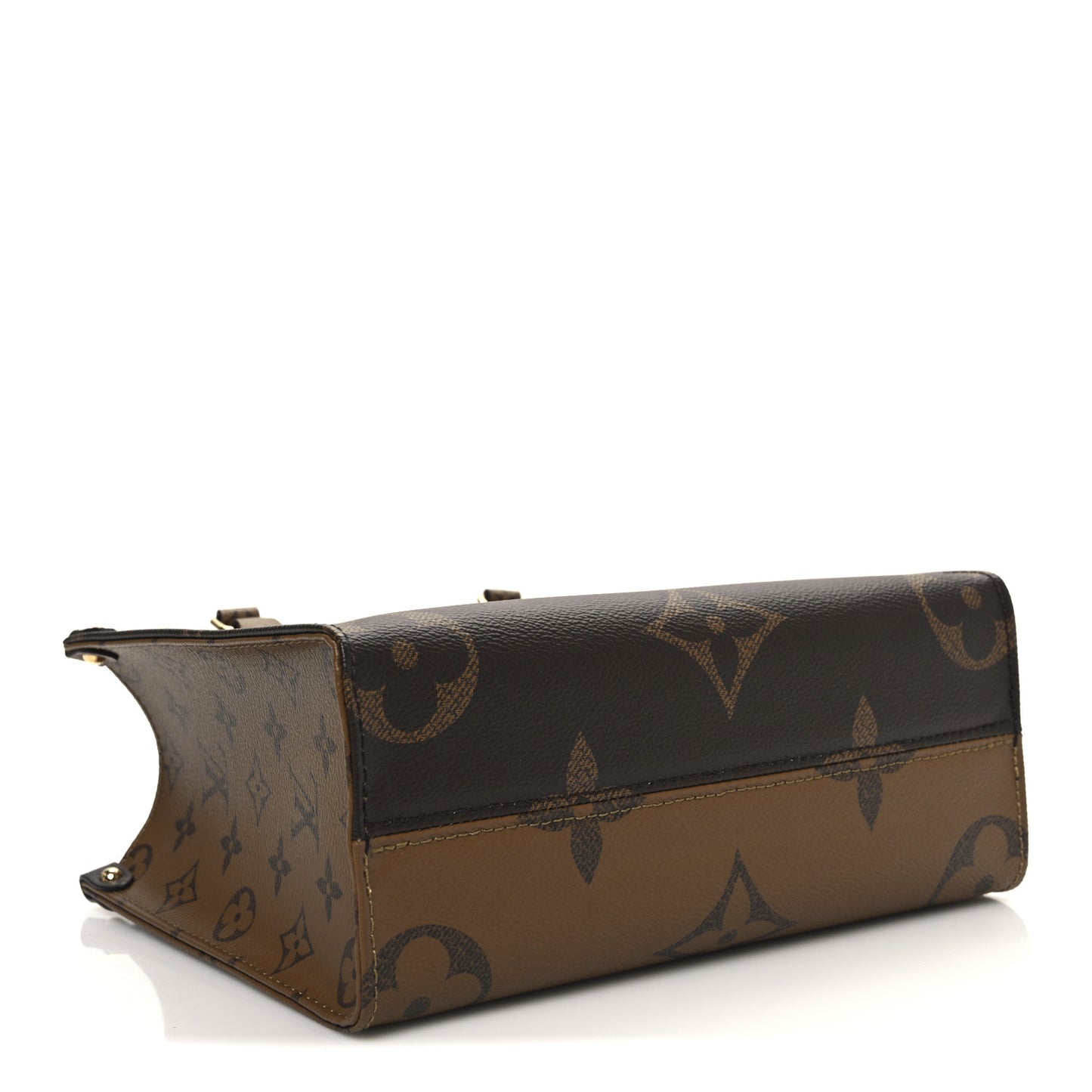 Reverse Monogram Giant Onthego PM