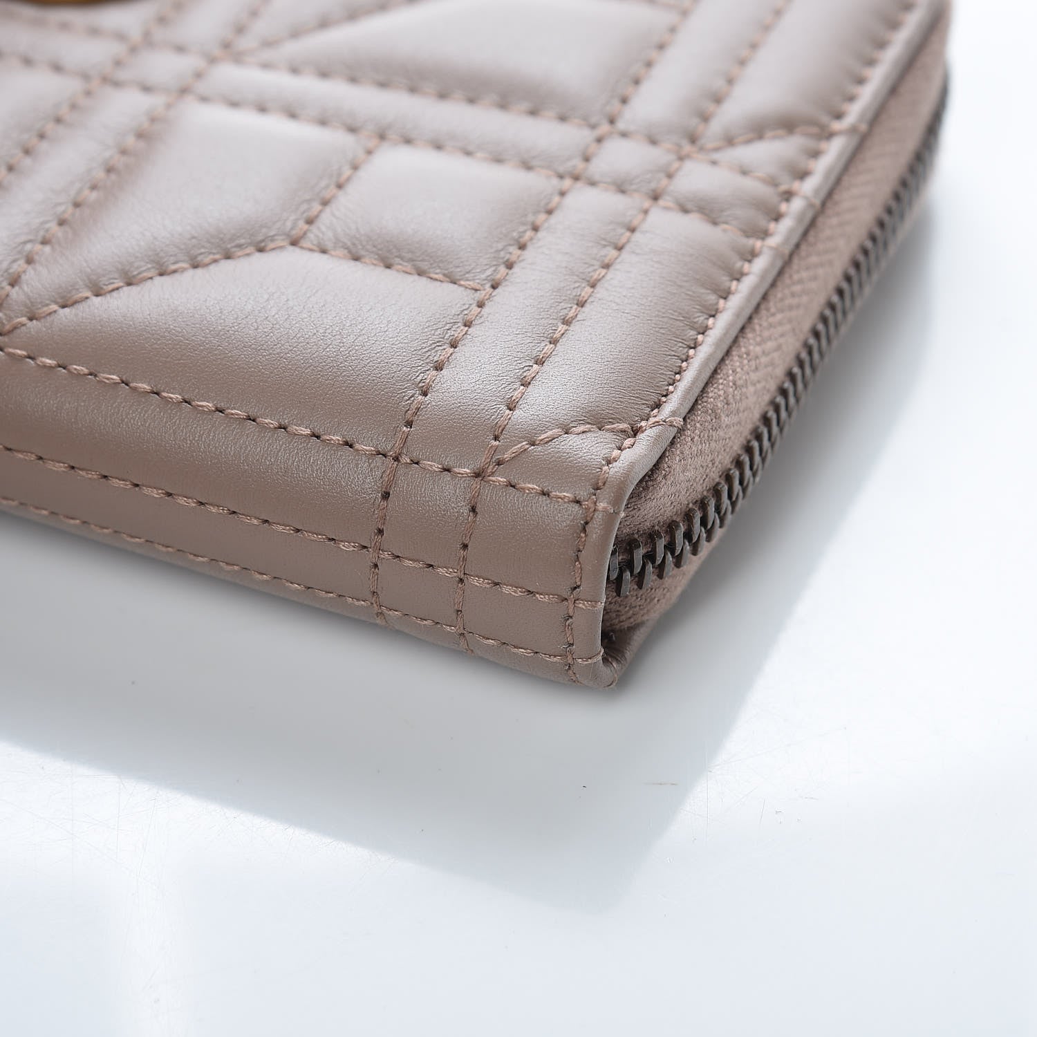Gucci Calfskin Matelasse Pearly GG Marmont Zip Around Wallet Porcelain Rose 10 of 10