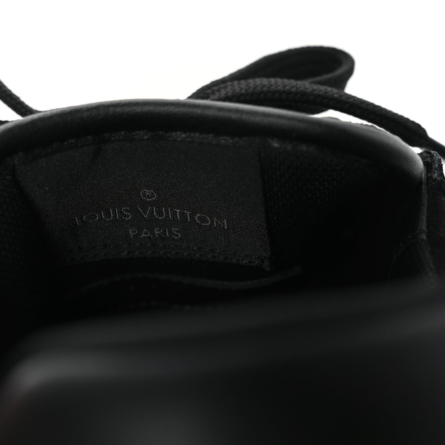 Suede Mens LV Trainer Sneakers 9.5 Black