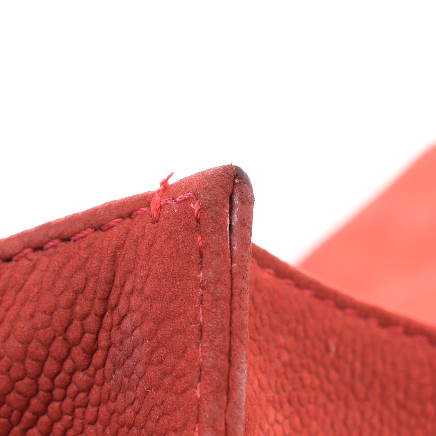 Iridescent Caviar Quilted Medium Boy Flap Red