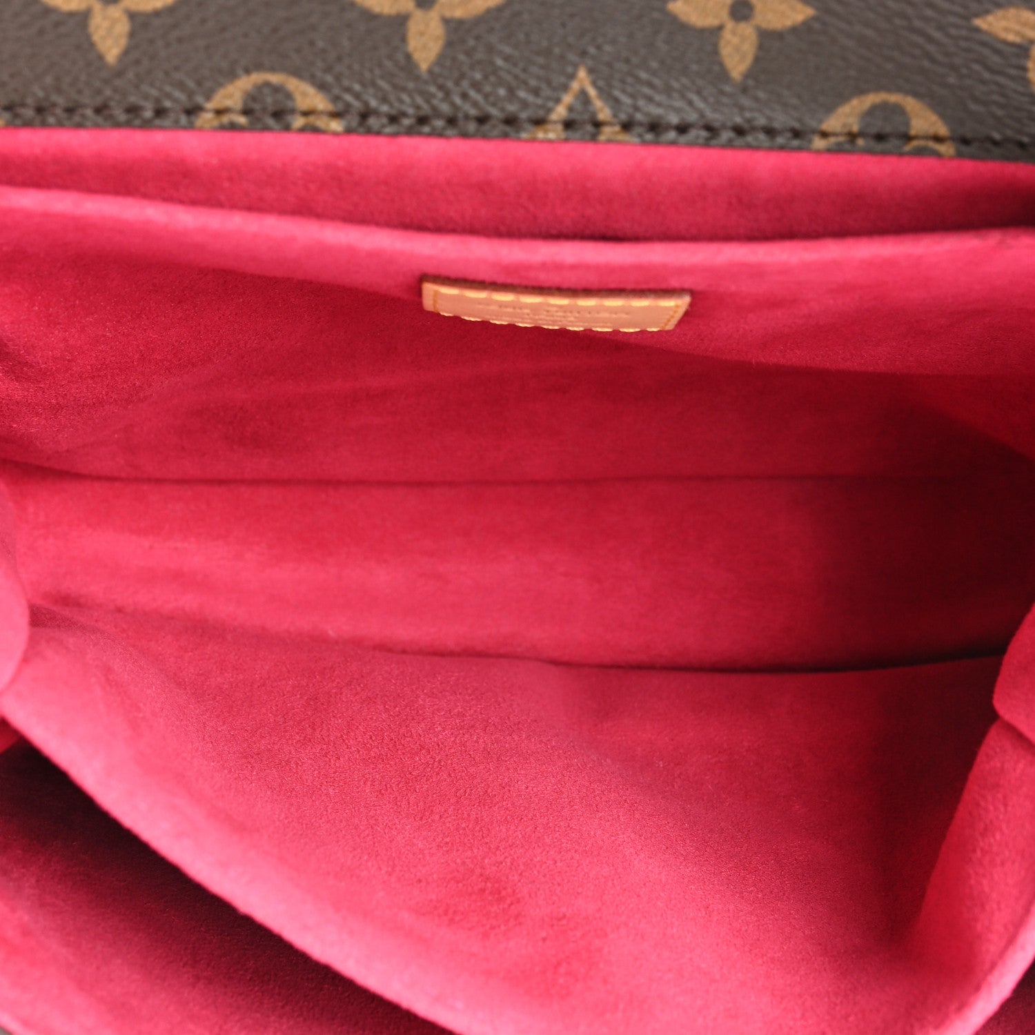 Louis Vuitton Monogram Patches Pochette Metis 6 of 14