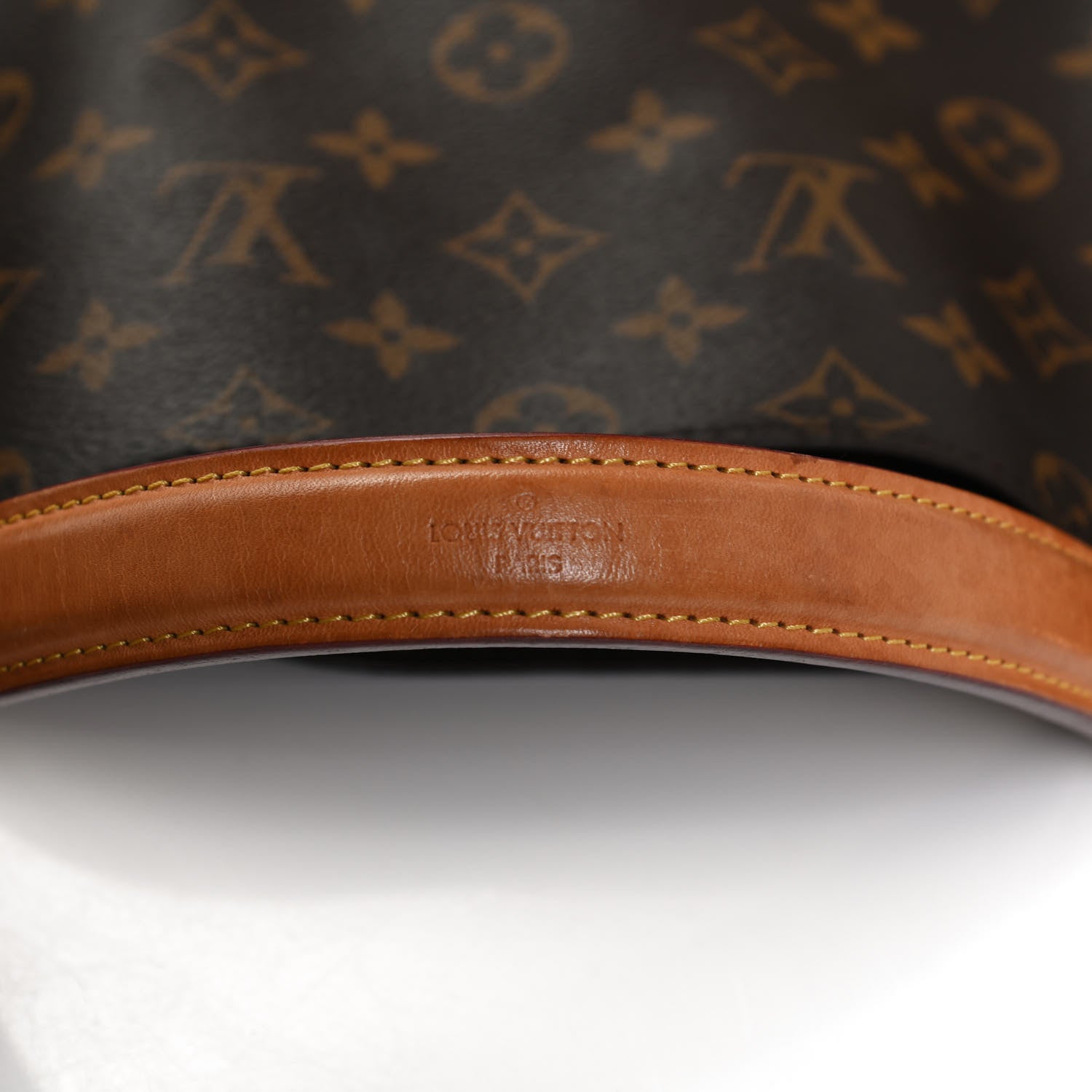 Louis Vuitton Monogram Metis 7 of 11