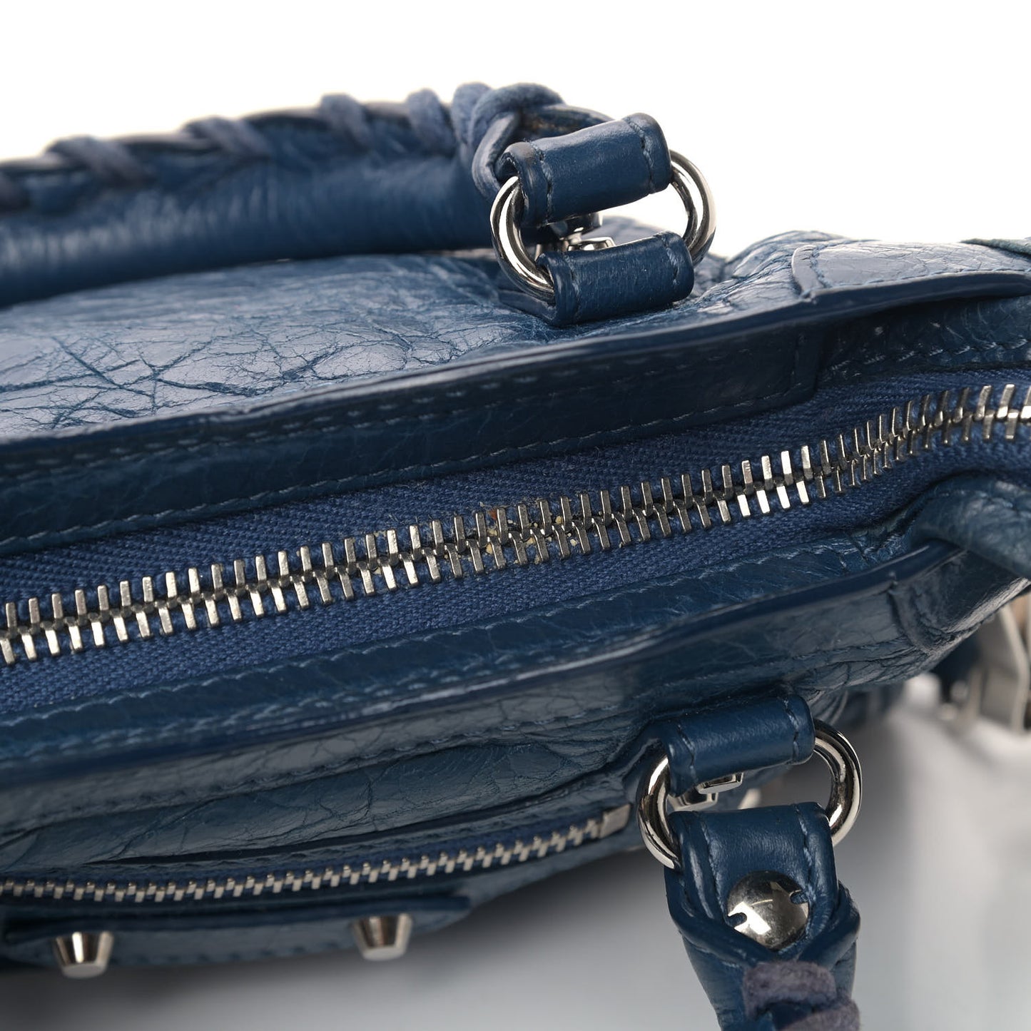 Agneau Classic Silver Hardware Nano City Bleu Profond